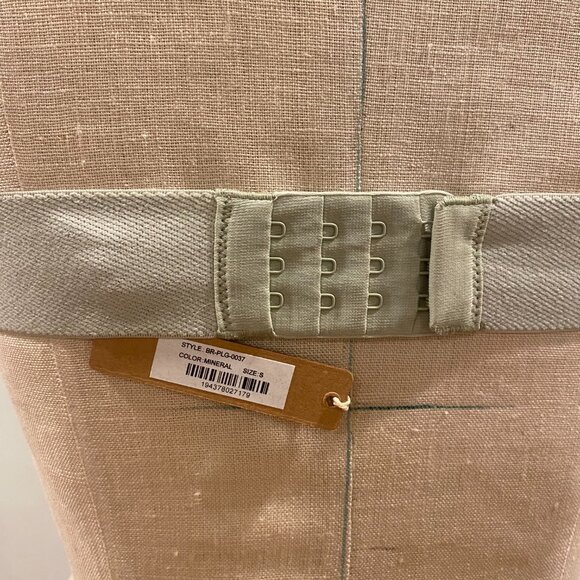 SKIMS Plunge Bralette in Mineral Size SMALL (NWT) - Picture 3 of 4